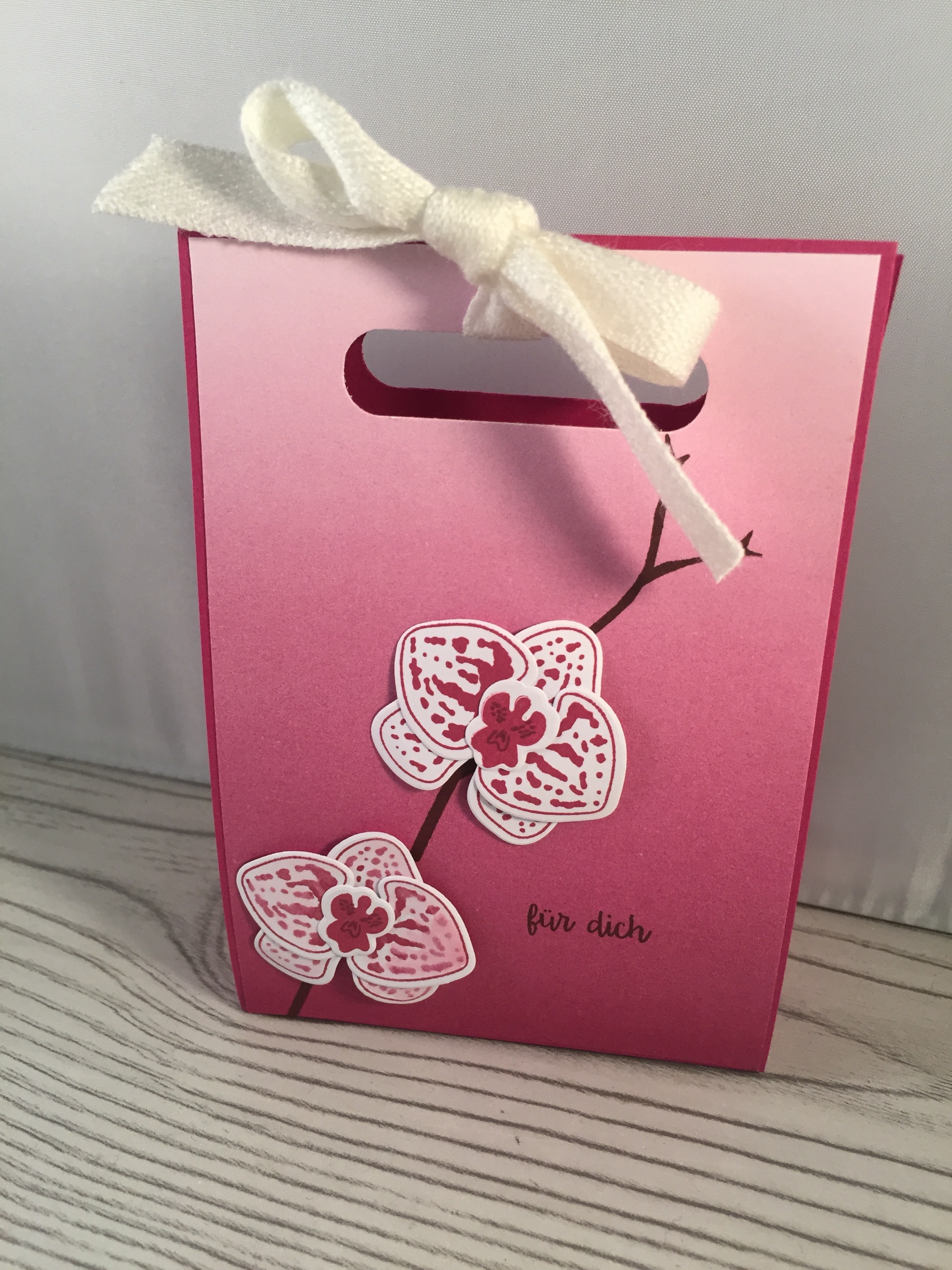 Orchideenzweig Tute.jpg